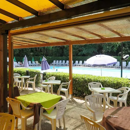 شقة Locazione Turistica Il Paradiso - Gua140 *